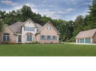 36181 Shining Tree Ln, Salem, OH 44460