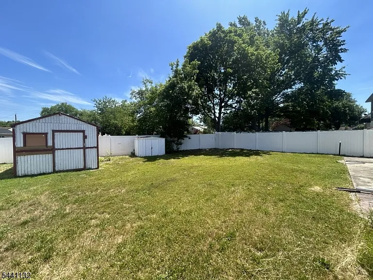 17 Raleigh Rd — Photo 16