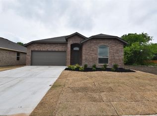 208 Hubbard St, Hillsboro, TX 76645