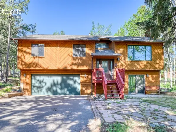 200 Bridle Dr, Woodland Park, CO 80863