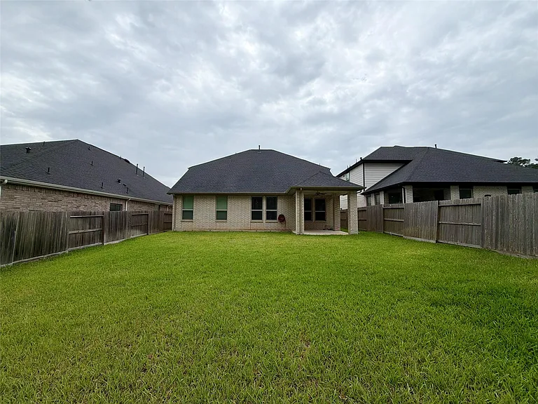 415 Northern Pike Dr — Photo 33