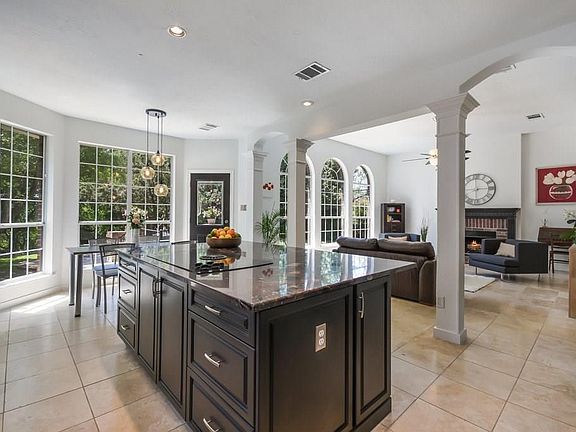 4th image of 11424 Rustic Rock Dr