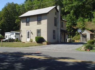 202 Devitt Camp Rd, Allenwood, PA 17810