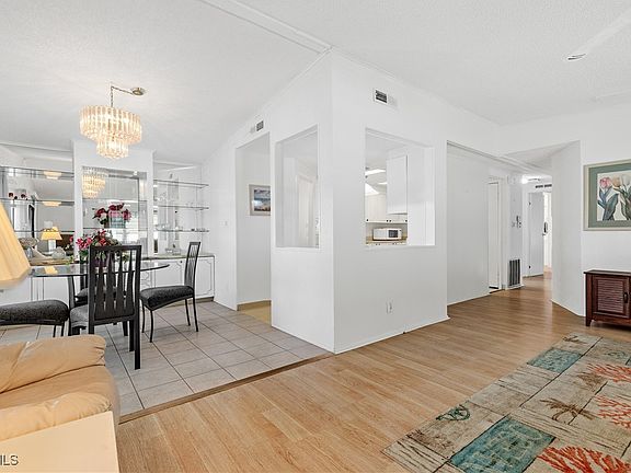 3rd image of 9231 Caloosa Dr