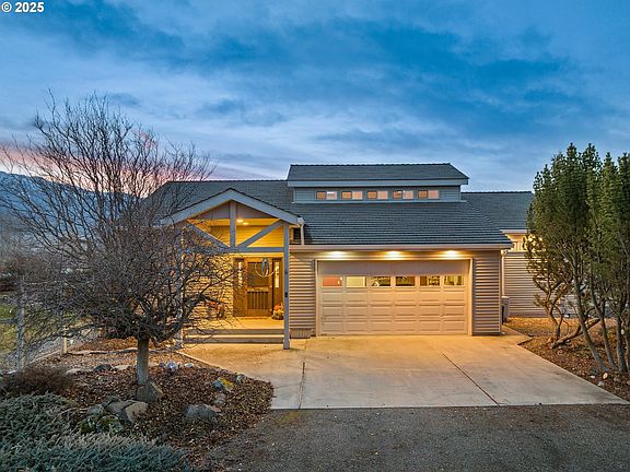 2nd image of 19 Valley Heights Dr