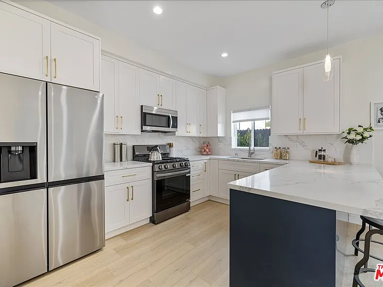5413 1/2 Homeside Ave — Photo 3