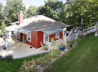 8 Bay St, Highlands, NJ 07732