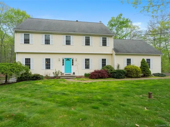 7 Bonnie Lane, Oxford, CT 06478