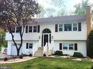 121 N Hunter Forge Rd, Newark, DE 19713
