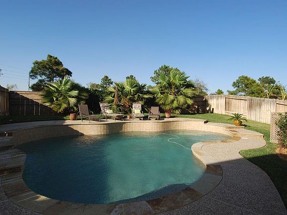 3rd image of 24938 Green Emerald Ct