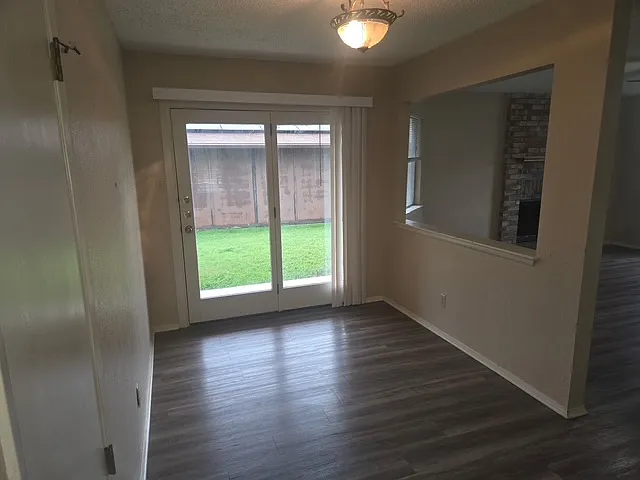 2101 Coach Dr — Photo 6