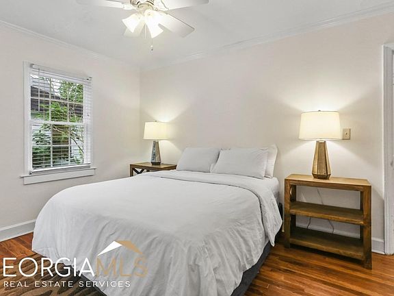 3rd image of 142 Martha Ave