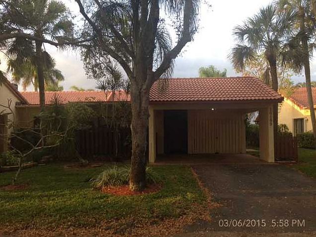 1st image of 16189 Laurel Dr