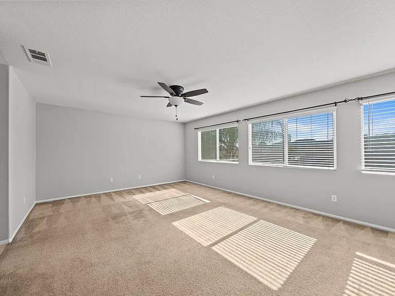 34081 Clovis Way — Photo 19