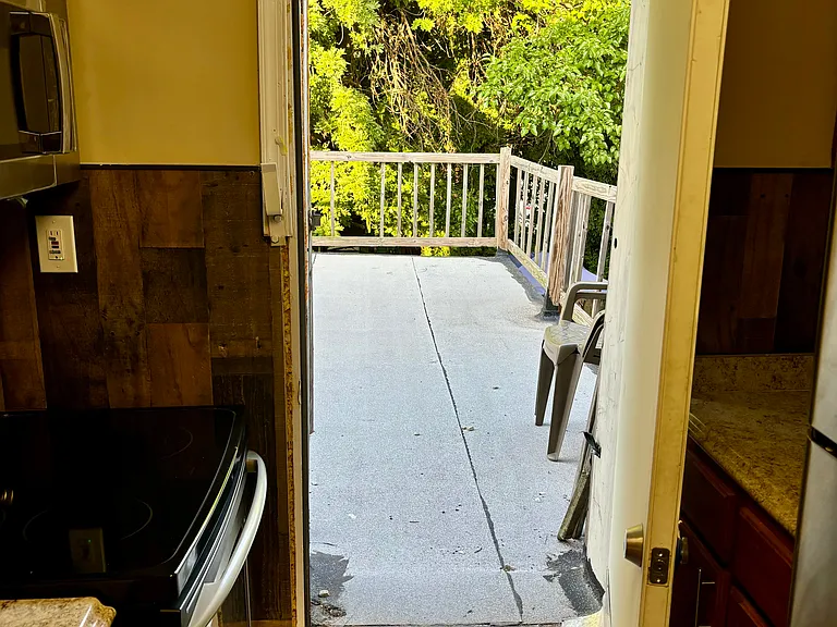 6043 Wister St #2F — Photo 10