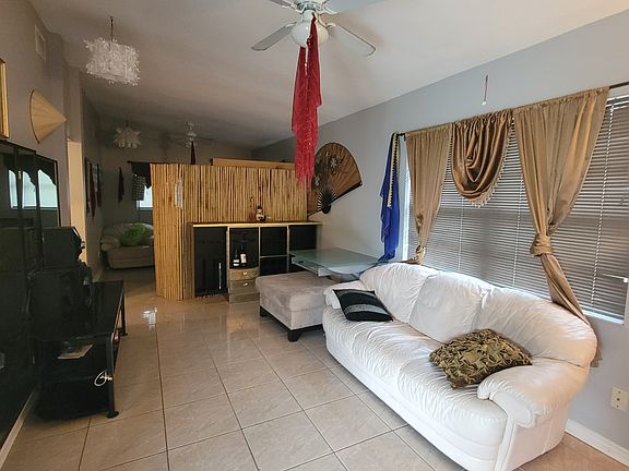 4th image of 6819 N Orleans Ave