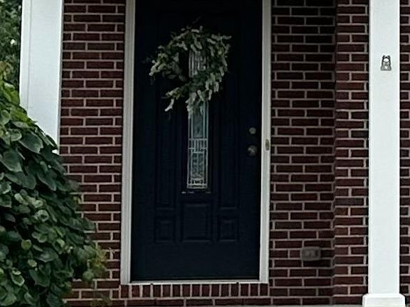 2nd image of 3383 Wood Ct