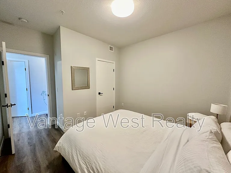 1215 Saint Paul St #304 — Photo 16