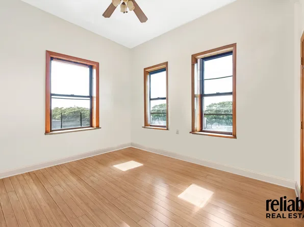 2913 Foster Avenue image 7 of 15