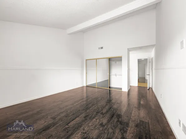 5820 Caminito Cardelina #1, La Jolla, CA 92037