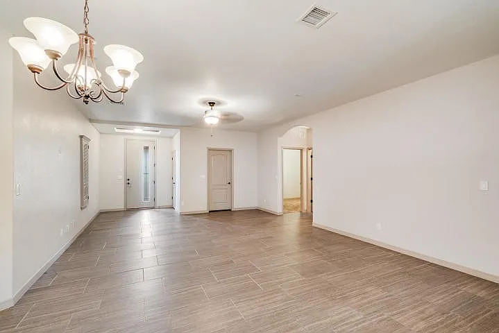 11608 Grotto Bay Ct — Photo 2