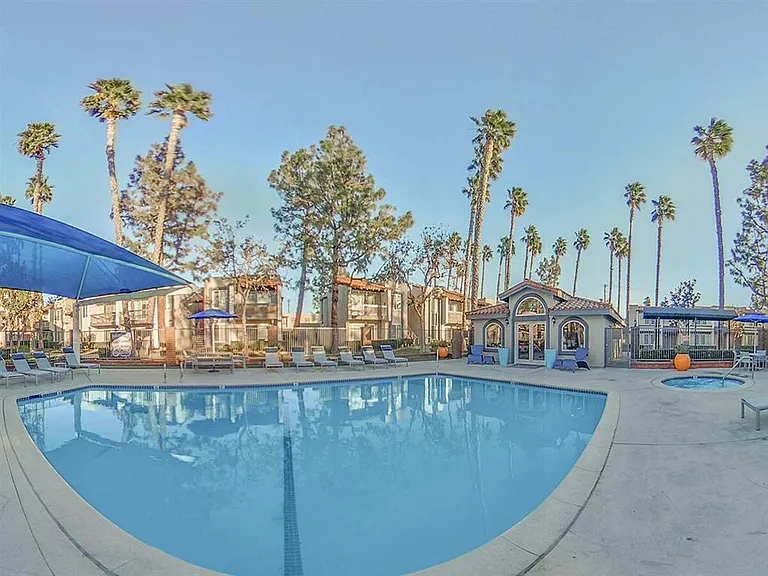 La Veta Grand Apartments — Photo 17