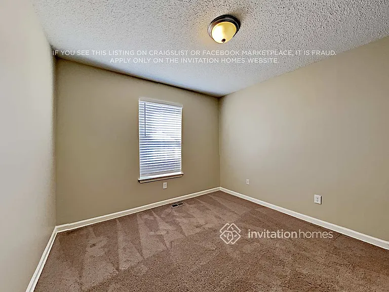 174 Saint Ann Cir — Photo 16