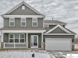 7901 N 116th St, Omaha, NE 68142