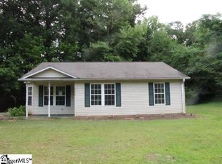 1618 Greenwood Rd, Laurens, SC 29360