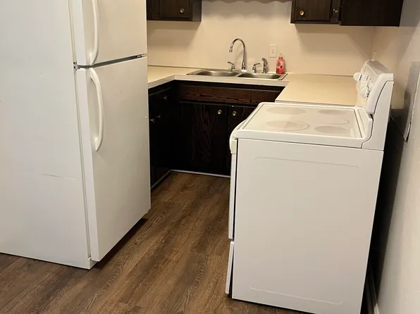 301 N 41st St APT 3, Council Bluffs, IA 51501