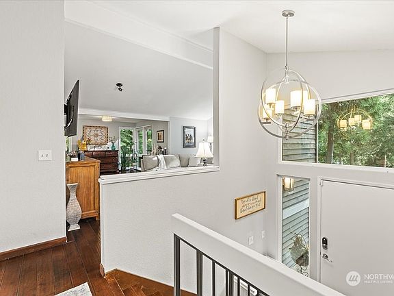 2nd image of 24818 SE Mirrormont Place