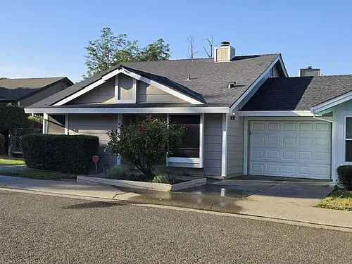 8132 Clarion Cir Photo 1