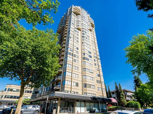 6540 Burlington Ave #2106, Burnaby, BC V5H 4G3
