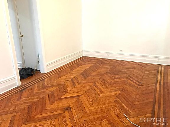 2nd image of 616 W 207th St APT 2g