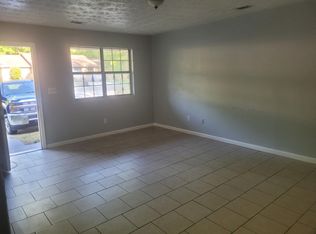 8345 Warren Dr, Douglasville, GA 30134