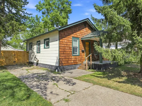 326 W Robert Ave, Hazel Park, MI 48030