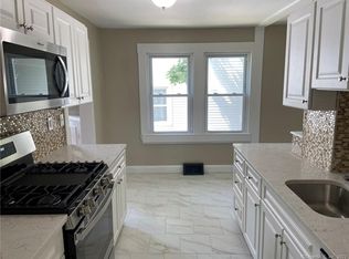 19 Bethel St, Bristol, CT 06010