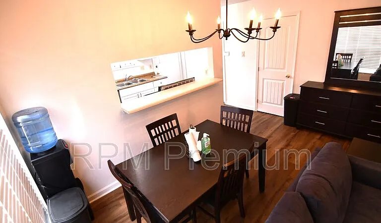 1795 Boulevard De Province #A — Photo 7