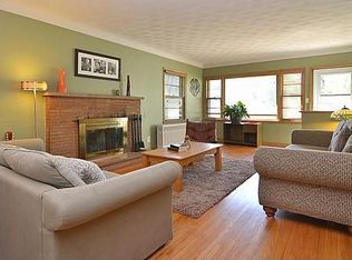 1469 Midway Pkwy, Saint Paul, MN 55108