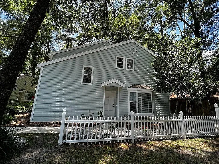2226 SW 73rd Ter