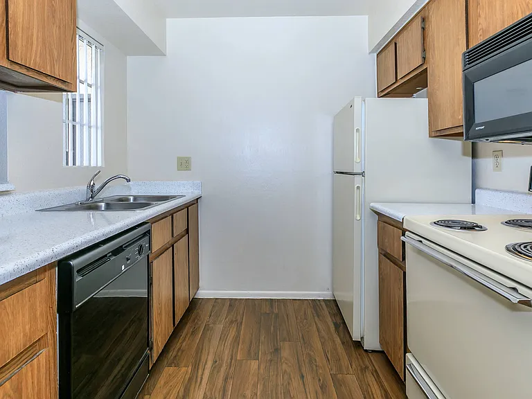 Saltera Apartments — Photo 13