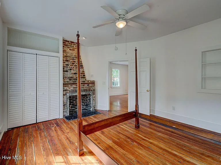 414 Orange St #B — Photo 7