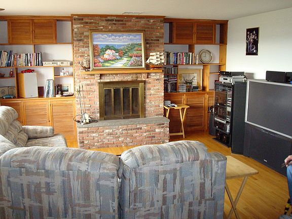 Living Room & Fireplace