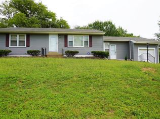 230 Wedge Dr, Saint Louis, MO