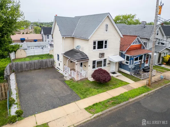 422 Catherine St, South Amboy, NJ 08879