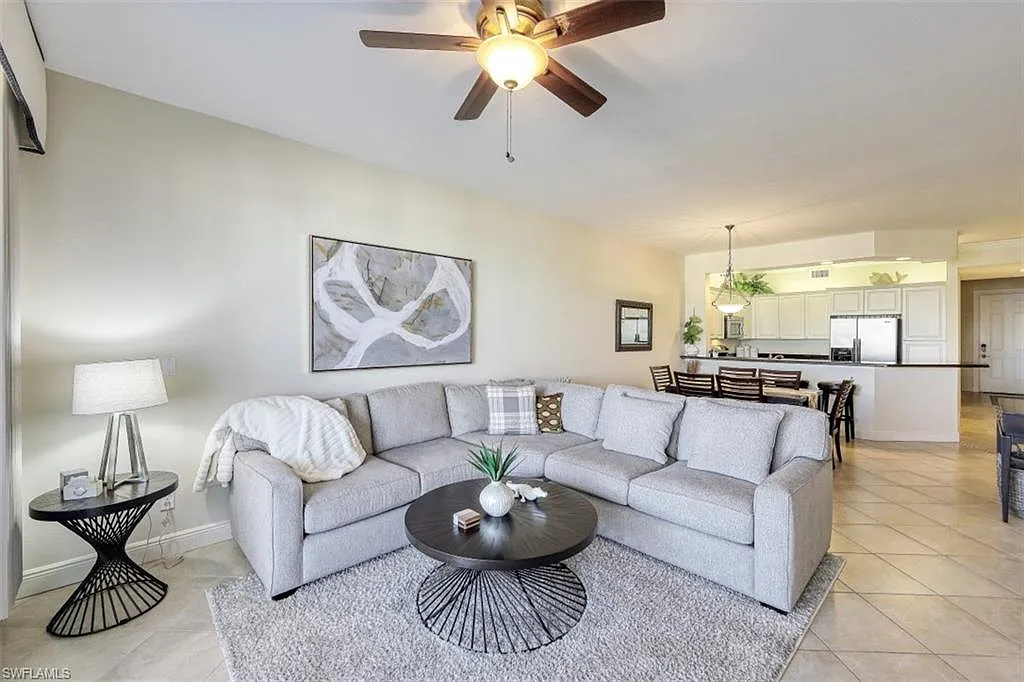 3 bed, 3.0 bath, 1760 sqft, $14,000 — Photo 2