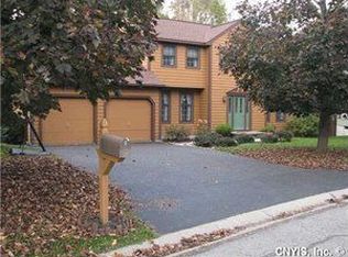 106 Peridot Dr, Syracuse, NY 13219
