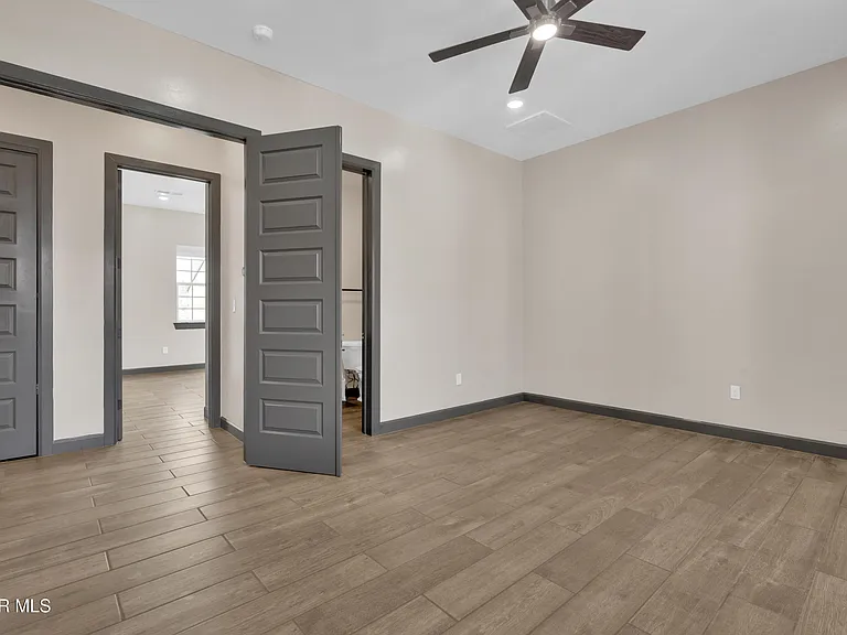 461 Vin Benicarlo Pl — Photo 34