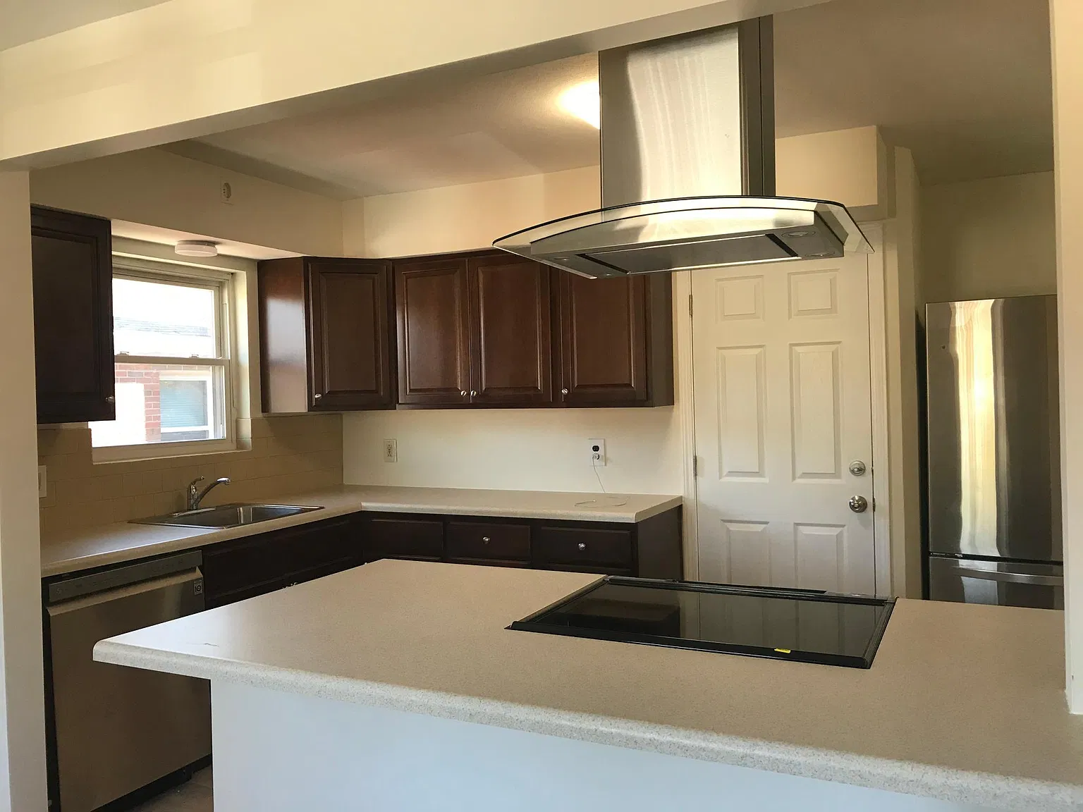 7748 Wild Plum Ln — Photo 2
