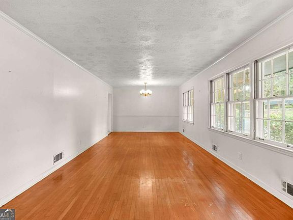 4th image of 4525 Greensprings Rd